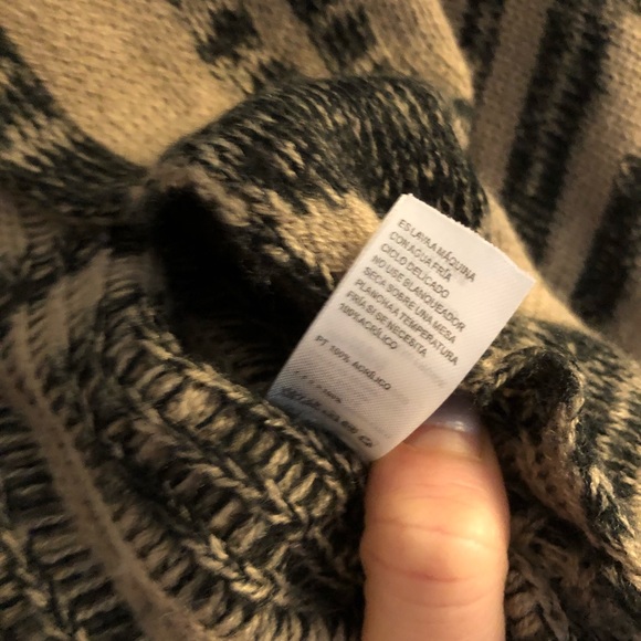 Amuse Society tan Aztec printed cardigan with asymmetrical shape - Picture 7 of 8